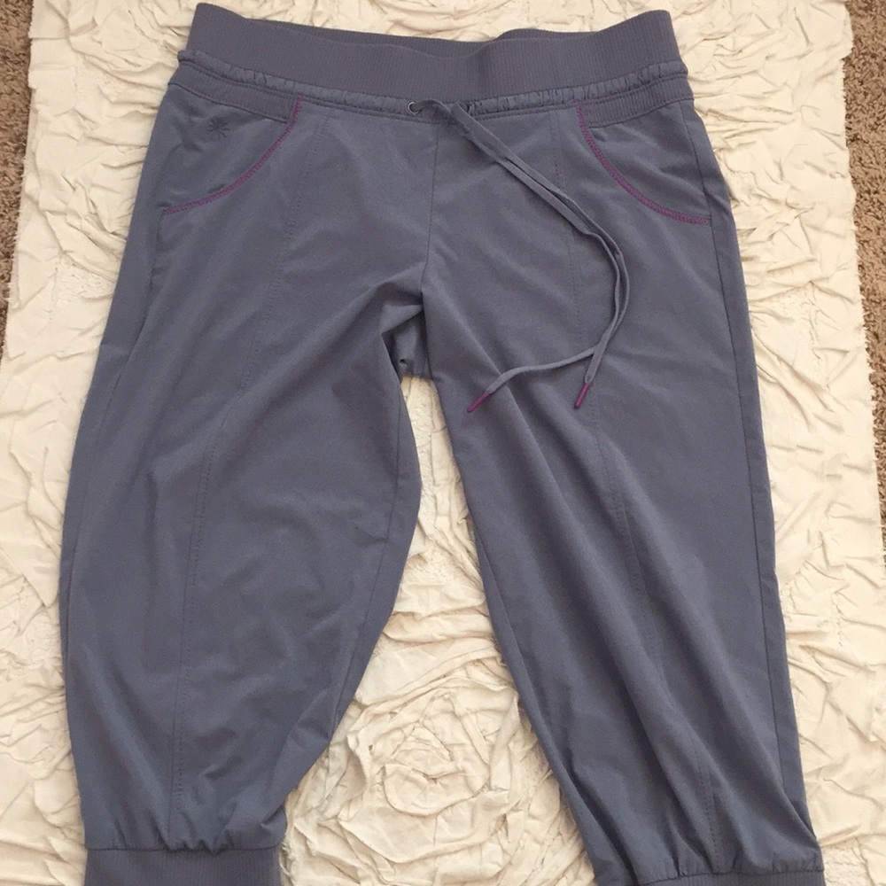 Athleta gray crops. Size 10
